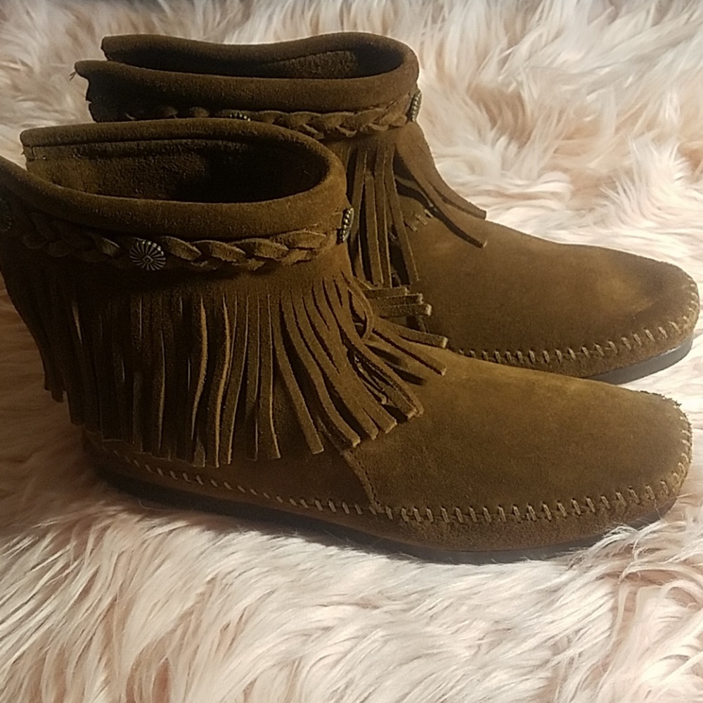 Minnetonka boots